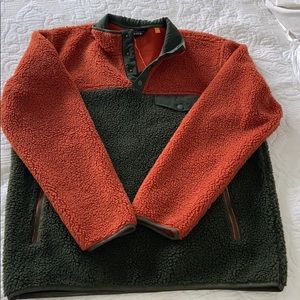 NWT Orvis Pullover